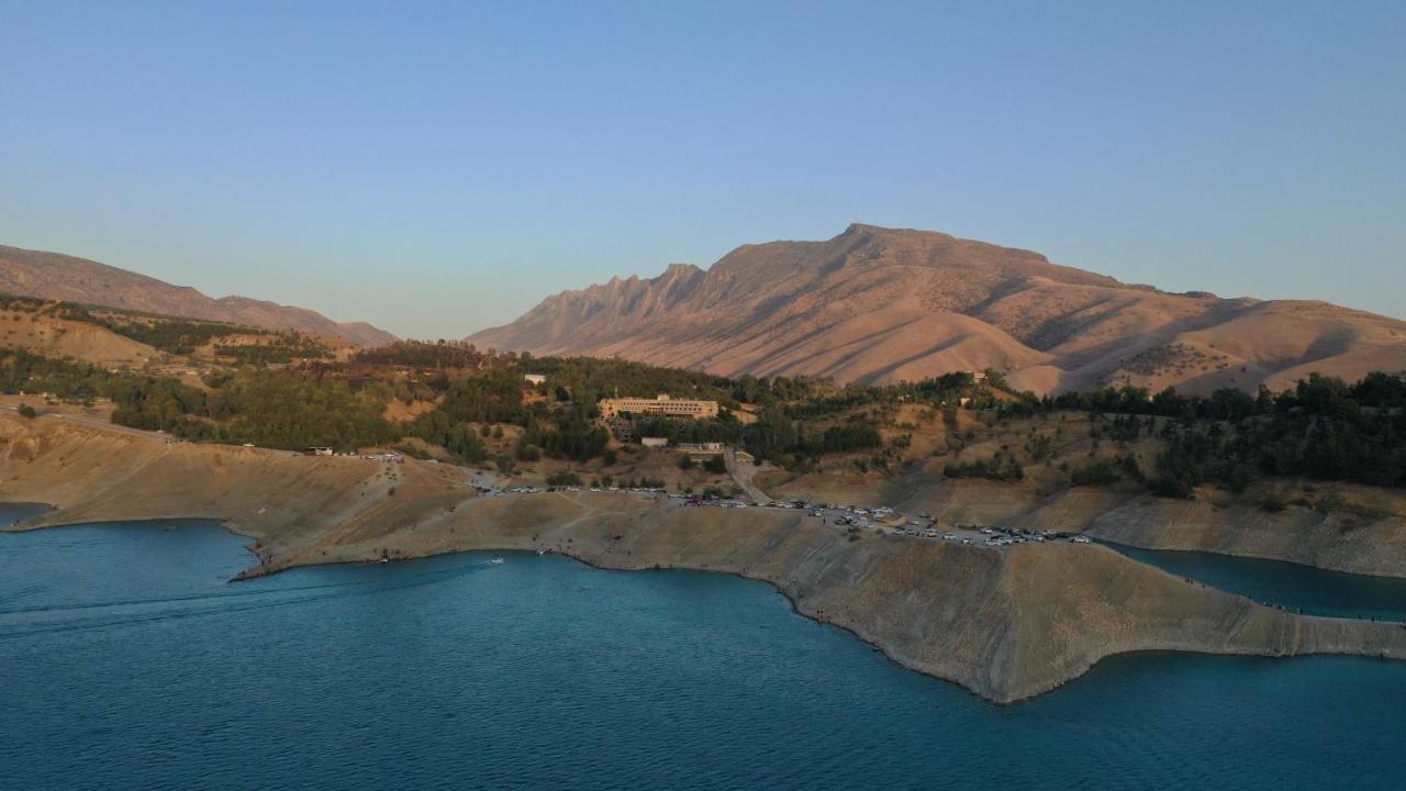 Ashur Hotel Dukhan ภายนอก รูปภาพ
