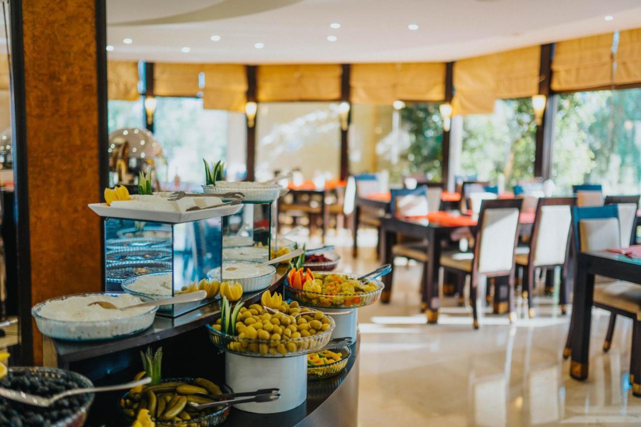 Ashur Hotel Dukhan ภายนอก รูปภาพ