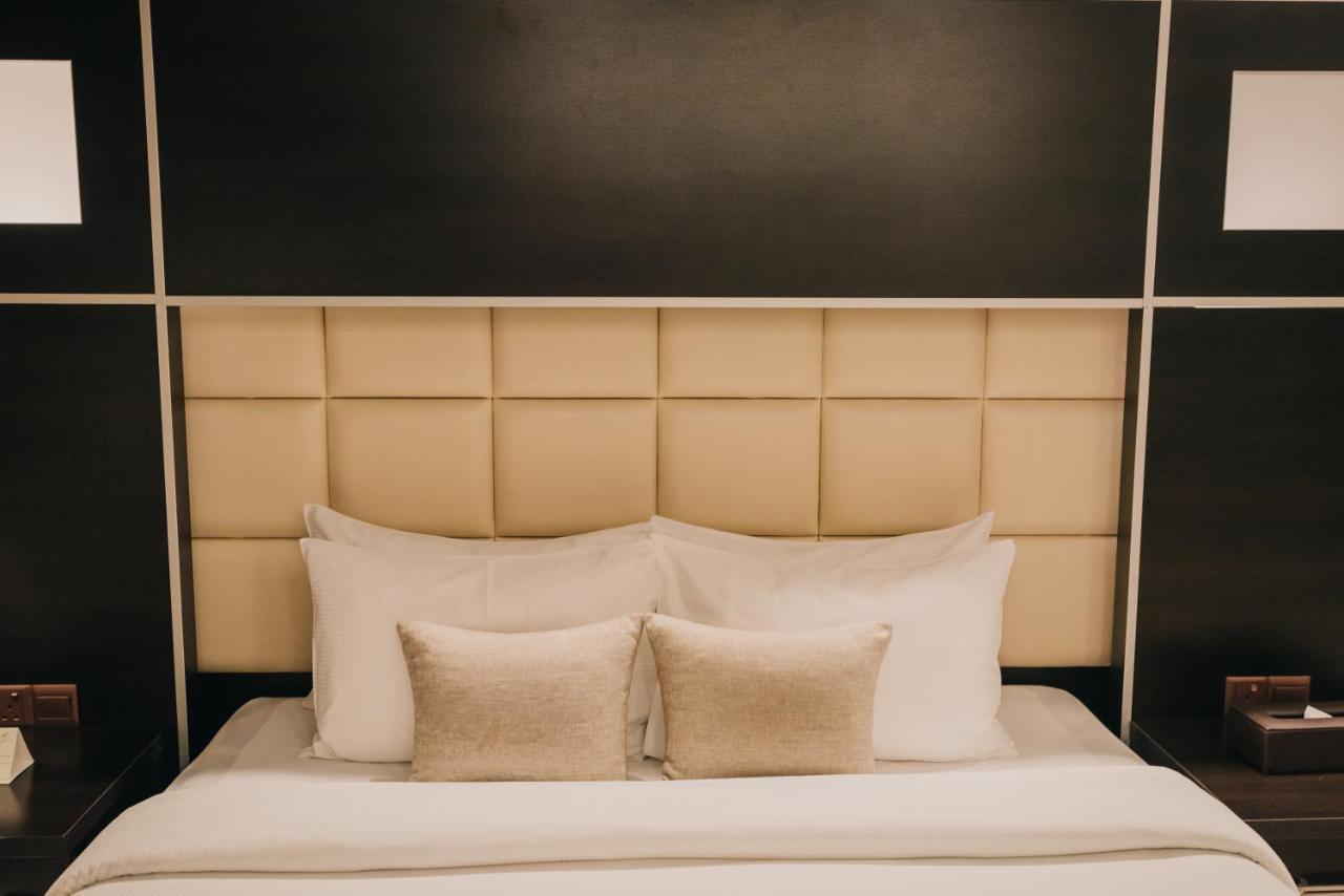 Ashur Hotel Dukhan ภายนอก รูปภาพ