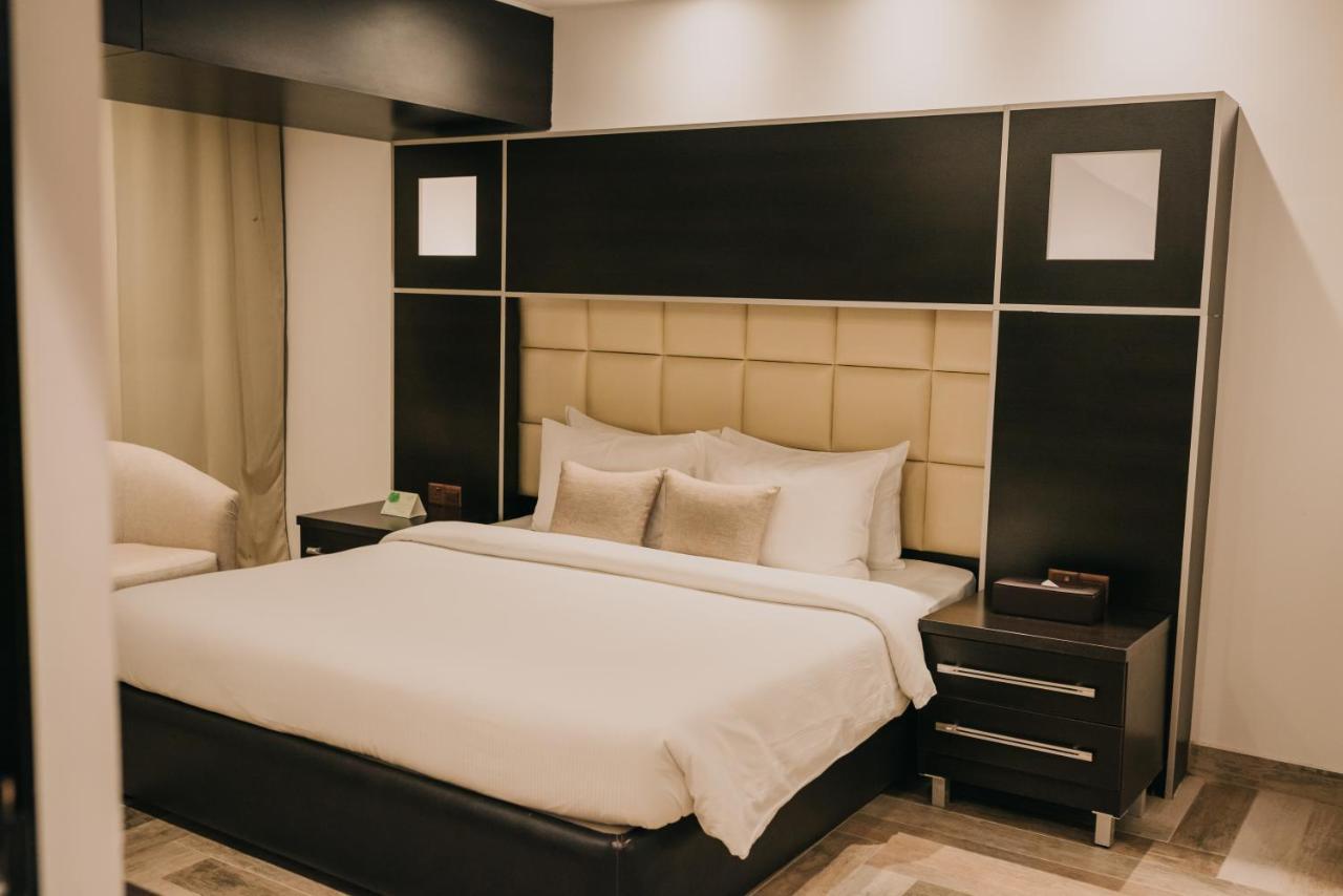 Ashur Hotel Dukhan ภายนอก รูปภาพ
