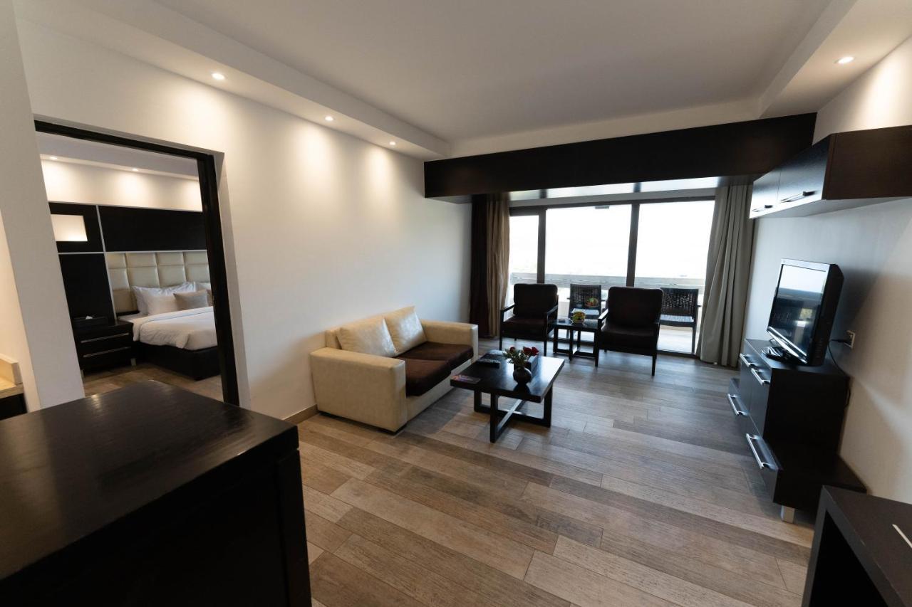 Ashur Hotel Dukhan ภายนอก รูปภาพ